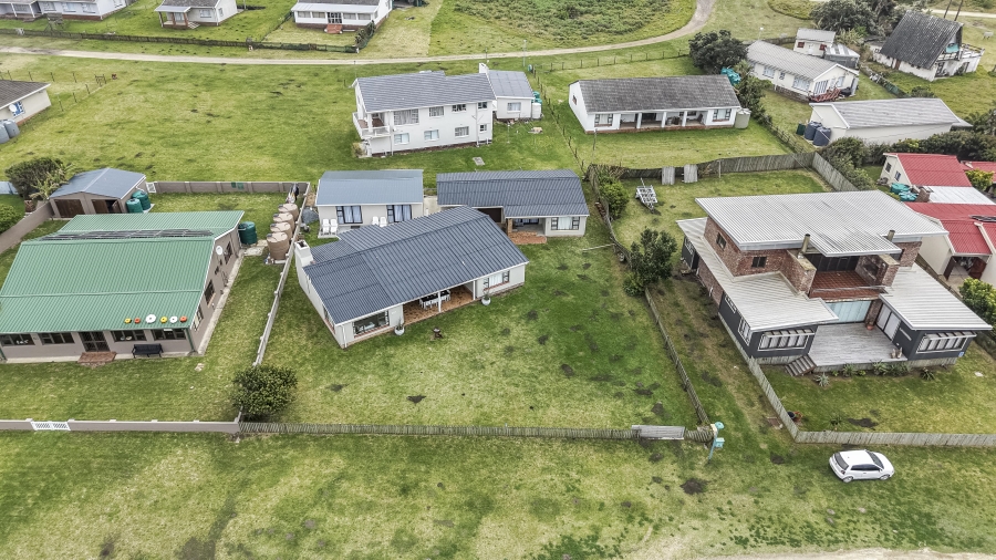 3 Bedroom Property for Sale in Marshstrand Eastern Cape
